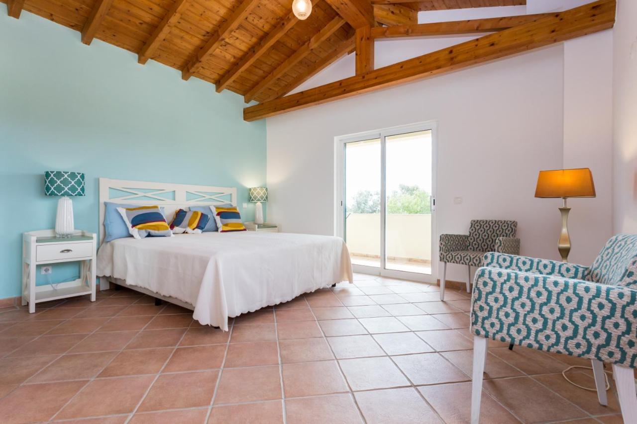 The Sun Hill Bed & Breakfast Лагос Екстериор снимка